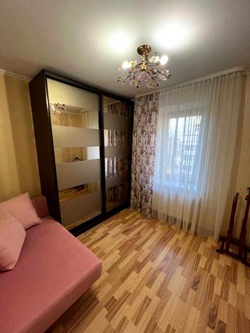 Здам трикімнатну квартиру