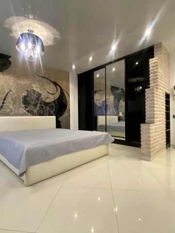 Рибальська вул., 8