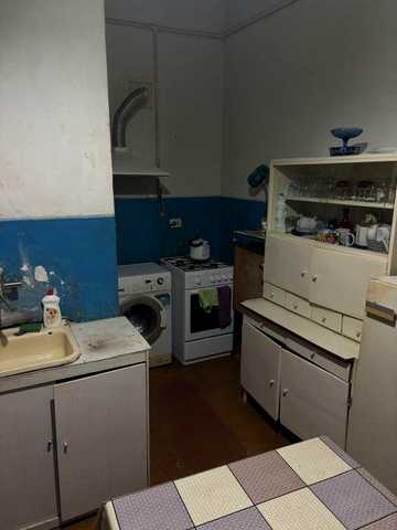 Продаж 2 кімнатноі кв. по вул. Коцюбинського .