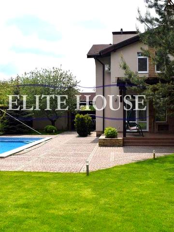 Здам будинок 250 кв Старі Петрівці газ тераса басейн сховище генератор