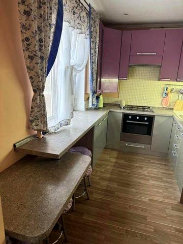 Продам 3-кімнатну квартиру, вул. Грушевського, Бровари SL