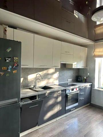 Продам 3-и кімнатну квартиру м. Мала Виска.