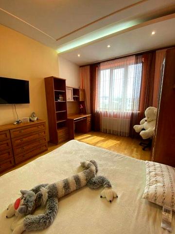 Продаж 2-рівневої квартири 3 кімн з якісним ремонтом вул Дж Вашингтона