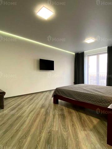 Однокомнатная квартира в ЖК Балакирева. «23 августа»