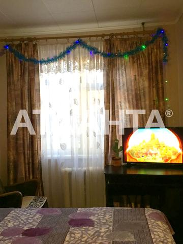 Академіка Філатова вул., 40