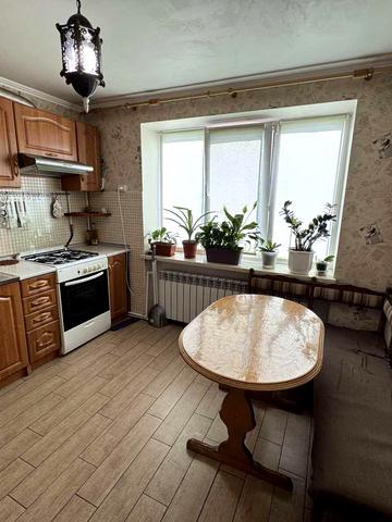 Яші Гордієнка вул., 1д