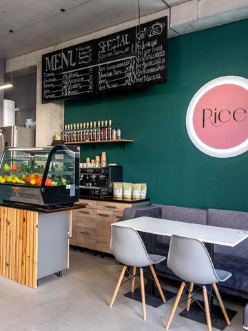 Героїв Крут вул., 8