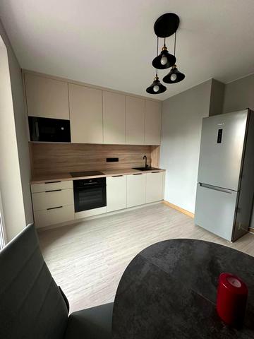 Вадима Жукова вул. (Бєляєва), 8-А