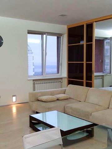 Сдам кв. 80,1 м2, 2к, 11/16 эт, центр, ул. Симферопольская,11, своя