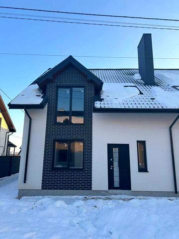 Двоповерховий котедж, 4 кімнати