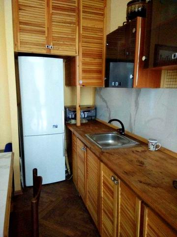 1-кім Грюнвальдська, 9   2/3ц 31 кв.м чудовий стан,  $ 54000 торг