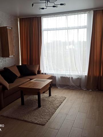 Ясинуватський пров., 11