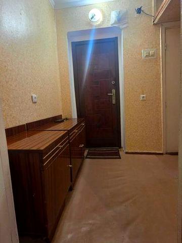 Терміновий продаж 1-кім.кв.по вул.Незажежності