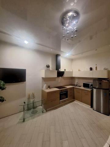 Сдам 1 комнатную ЖК Апельсин  21 этаж