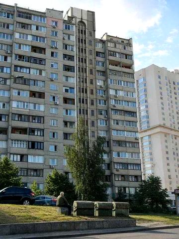 Затишна та дуже тепла 2-кімнатна квартира біля метро «Позняки», Мішуги