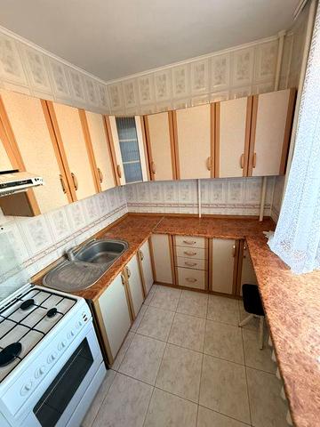 Сдам недорого до лета 1 комнатную(студию)на Мира