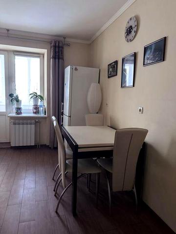 Здам велику 1 квартиру  вул Головатого