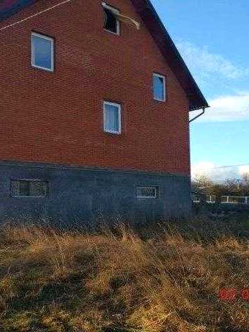 Продаж будинку із землею в c.Стримба Івано-Франківської обл. 75000$