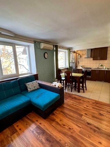 Довгострокова оренда ,4х квартири , Центр