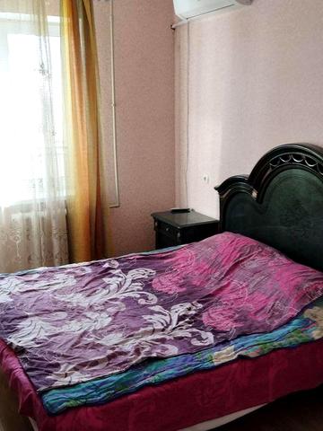 Сдам 2х к.кв  4й  Таврический   10 этаж  только для семьи без животных