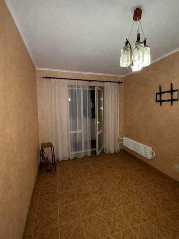 Продам 2к 50м2 3/12 Владислава Зубенко Сертификат!!! Торг!!!