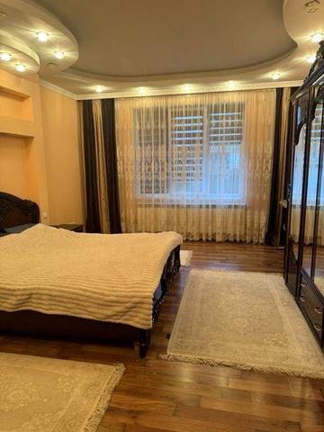 Гарний будиночок