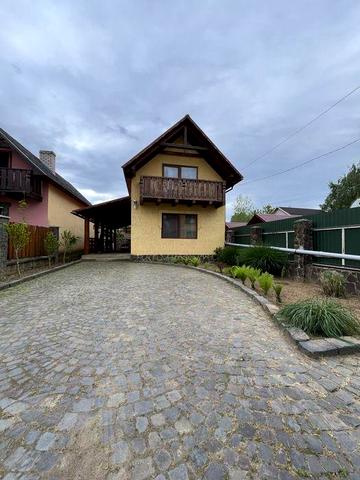 Продається дачний будинок на озері Дийда