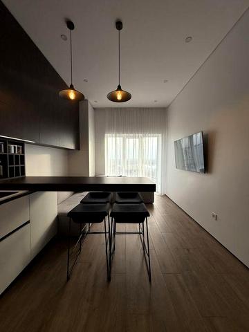 Оренда квартири із виглядом на озеро ЖК «Panorama de Luxe»