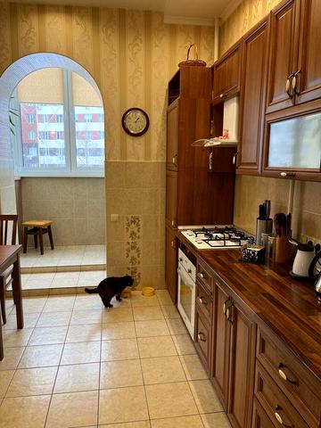 Здається трьохкімнатна квартира, ЖК Журавлівський