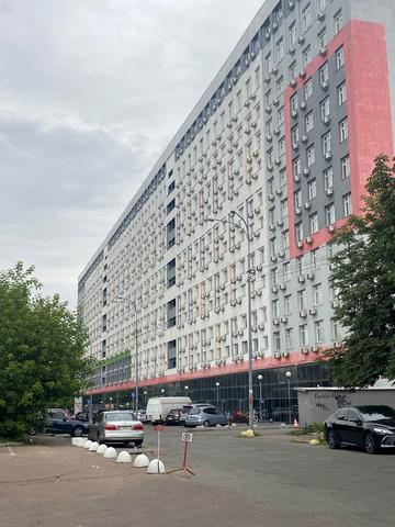 Машинобудівна вул., 41