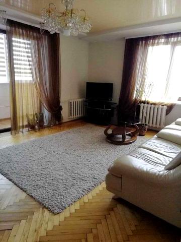 3 кімнатна в Центрі