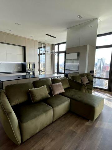 Вячеслава Чорновола вул., 2