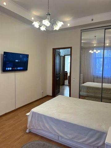 Здається 3 кімн. квартира Центр