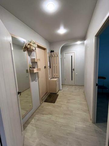 Продам двокімнатну квартиру на 6 м-н