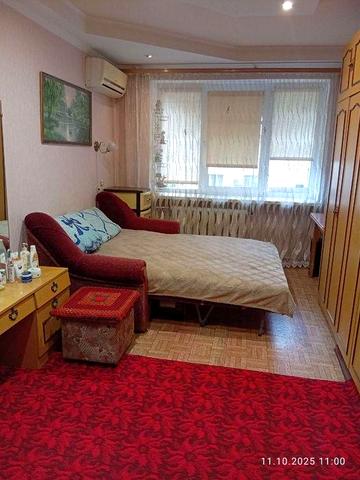 Продам малосемейку по хорошей цене. (164-342