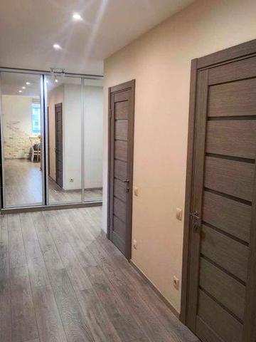 Оренда двокімнатної Сікорського1-б, генератор