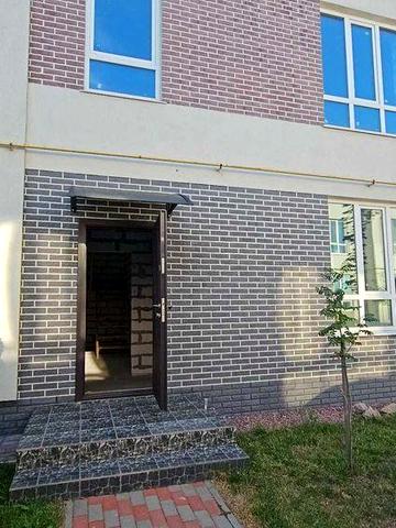 Котеджне містечко поруч з Києвом, парковка, всі комунікації