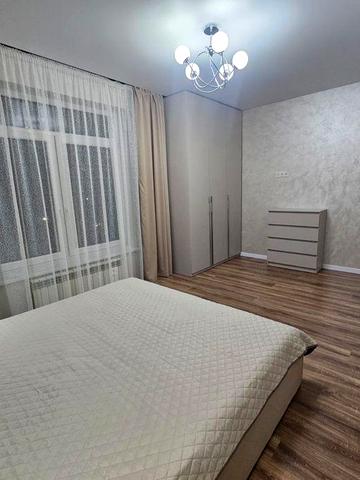 Оренда великоі 1,5 кім квартири