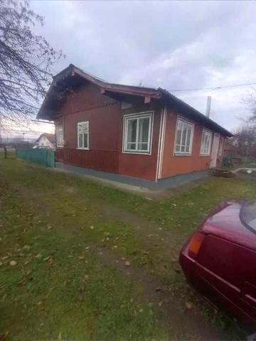 оренда житла (хата в с.Шепарівці, 8 км до Коломиї)