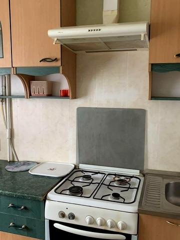 Терещенківська вул. (Червоного Козацтва), 2