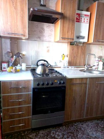 1 кімнатна кв. по вулиці.Космічна