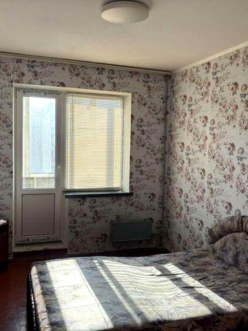 Сдам двухкомнатную квартиру ул. Вершигоры