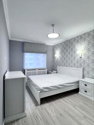 Оренда 2к квартири з євроремонтом, на 4 поверсі, в 5хв їзди від центр