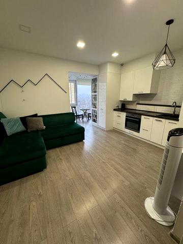 ЖК Салют, 49м2, кухня-студия+ комната. Цена 73 000ус.ед. ЖК Салют