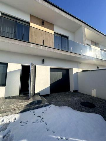 Здається в оренду 4-ох кімнатний котедж с.Минай до м.Ужгорода  3 хв.