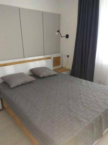 Продаєм 2-х кім квартиру з Новим ремонтом. Обухів. м-н Соснова 2