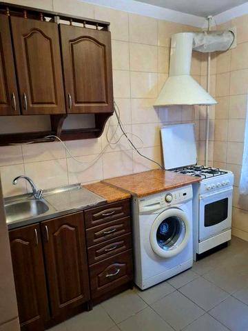 Продам 3 кімн. квартиру на Молодіжному. 4/5 БАМ проект. 35000