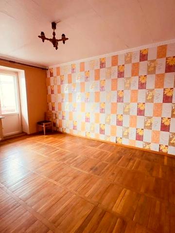 Будівельників, 40