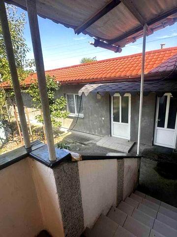 Довгострокова оренда будинку