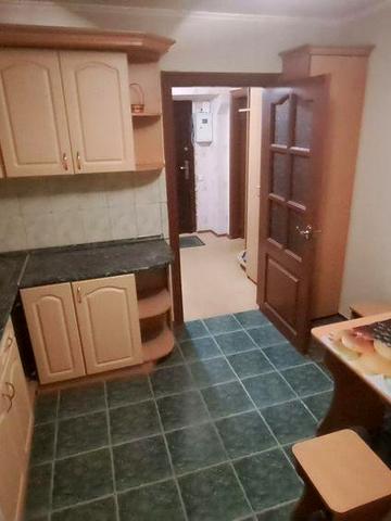 Продаж 1 кімн з меблями  в центрі біля швейної фабрики